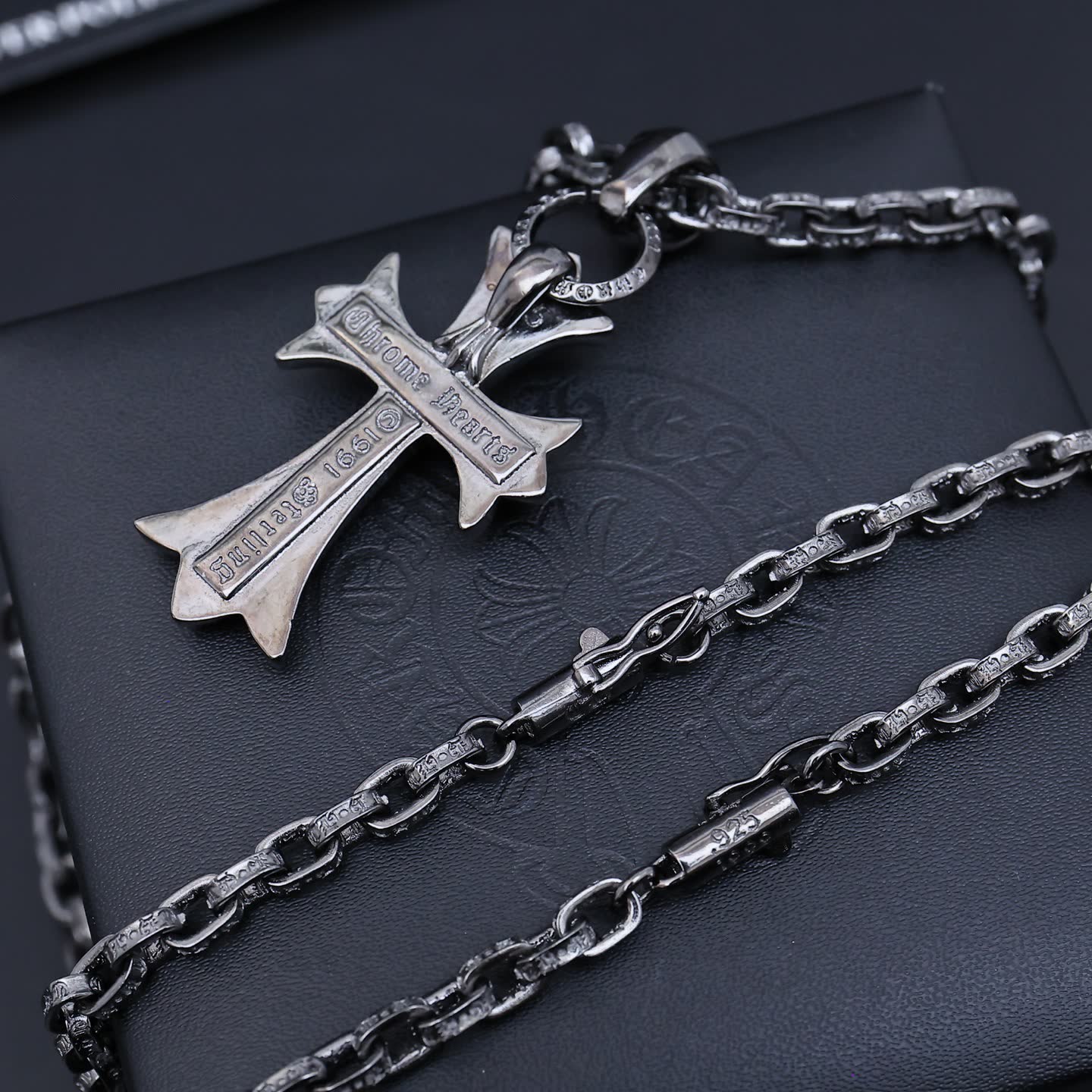 Chrome Hearts CHRISTUS JEWELS Silver Cross Pendant with Chain